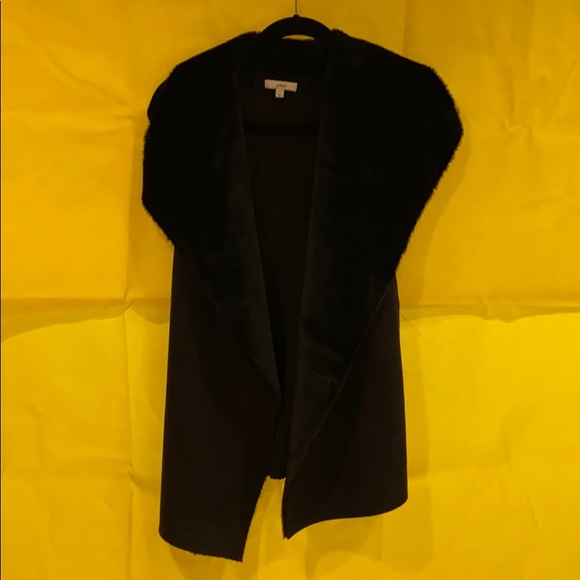 Vest - Picture 3 of 3